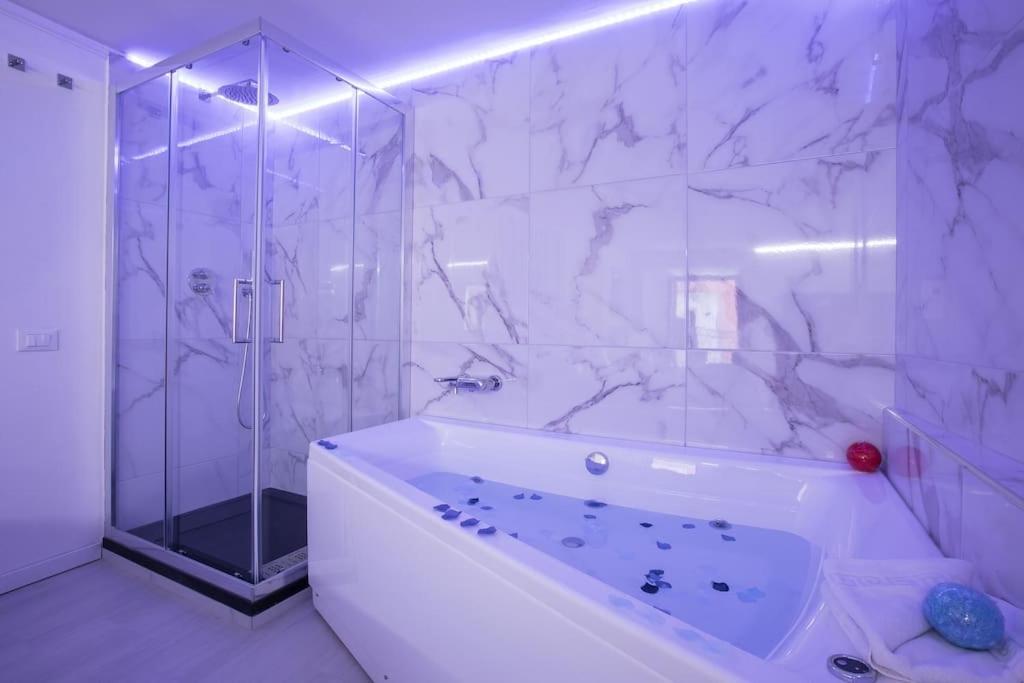 My Piazza Navona Jacuzzi Suite -Topcollection Rome Exterior photo